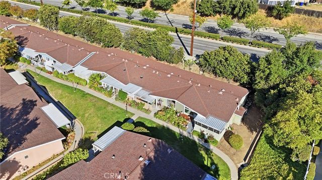 19158 Avenue Of The Oaks C, Newhall, CA 91321