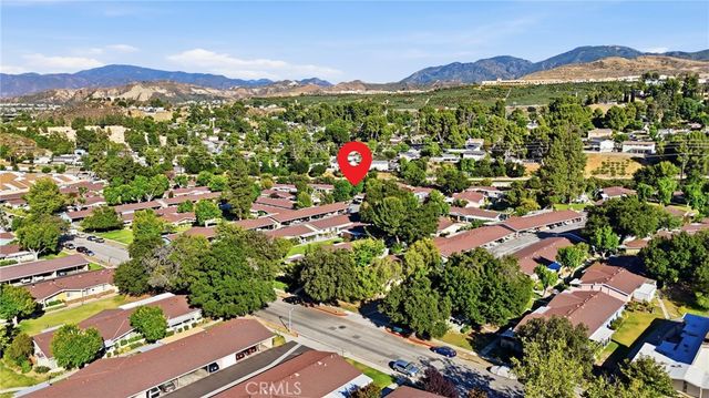 19158 Avenue Of The Oaks C, Newhall, CA 91321