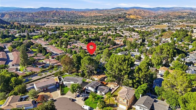 19158 Avenue Of The Oaks C, Newhall, CA 91321