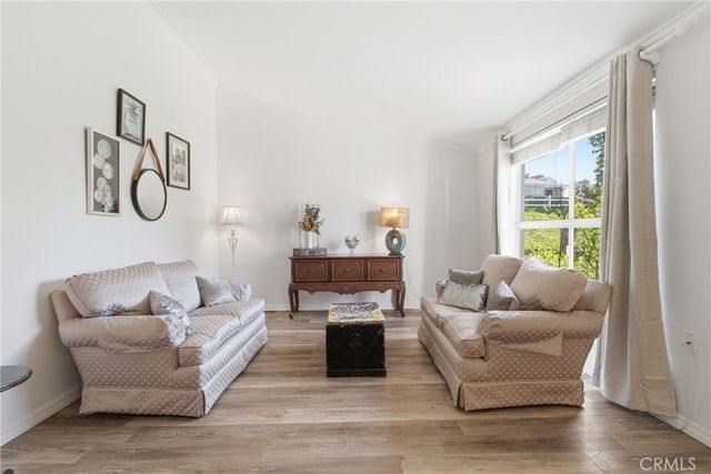 19158 Avenue Of The Oaks C, Newhall, CA 91321