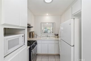 19158 Avenue Of The Oaks C, Newhall, CA 91321