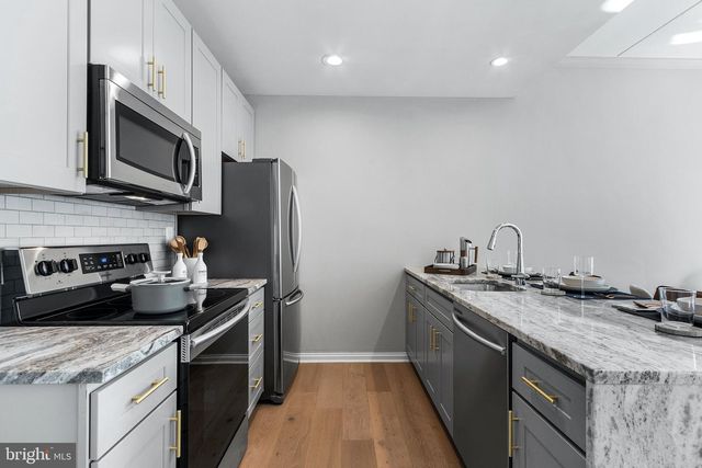 60 N 23rd St Apt 1203, Philadelphia, PA 19103