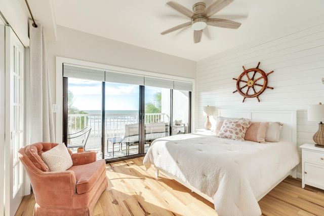 7700 Seawall Boulevard 302, Galveston, TX 77551