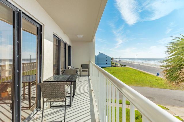 7700 Seawall Boulevard 302, Galveston, TX 77551