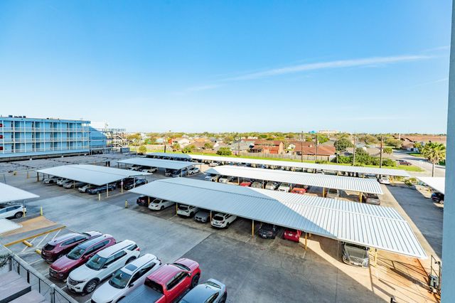 7700 Seawall Boulevard 302, Galveston, TX 77551