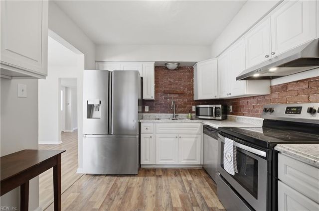 3361 Lakecrest RD, Virginia Beach, VA 23452