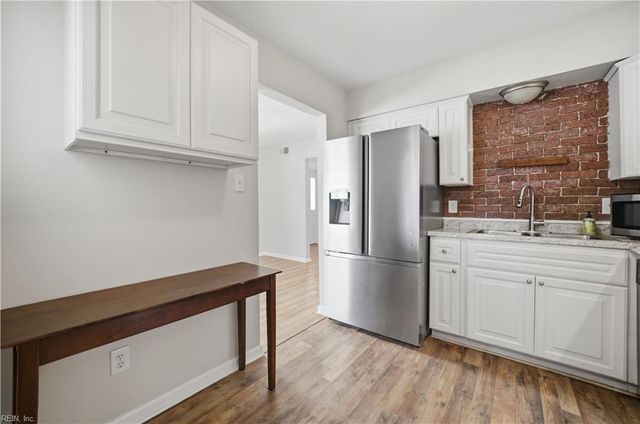 3361 Lakecrest RD, Virginia Beach, VA 23452