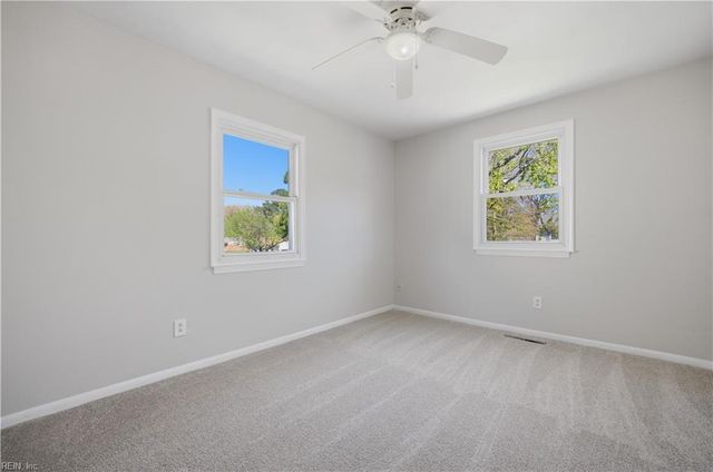 3361 Lakecrest RD, Virginia Beach, VA 23452