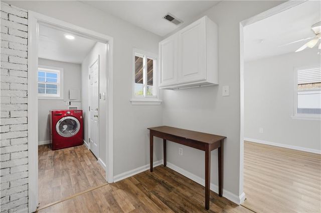 3361 Lakecrest RD, Virginia Beach, VA 23452