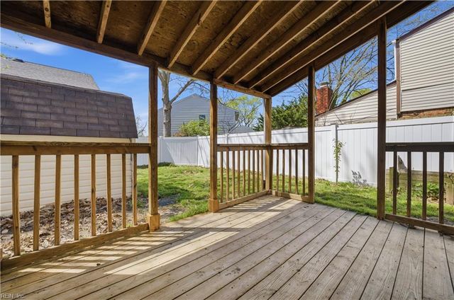 3361 Lakecrest RD, Virginia Beach, VA 23452