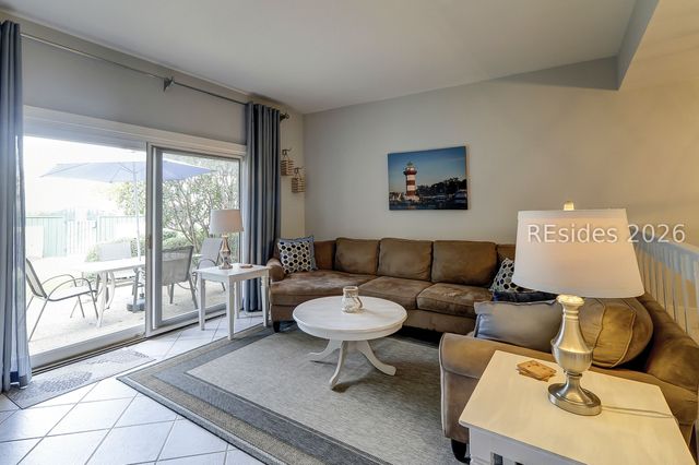 19 Stoney Creek Rd Apt 286, Hilton Head Island, SC 29928