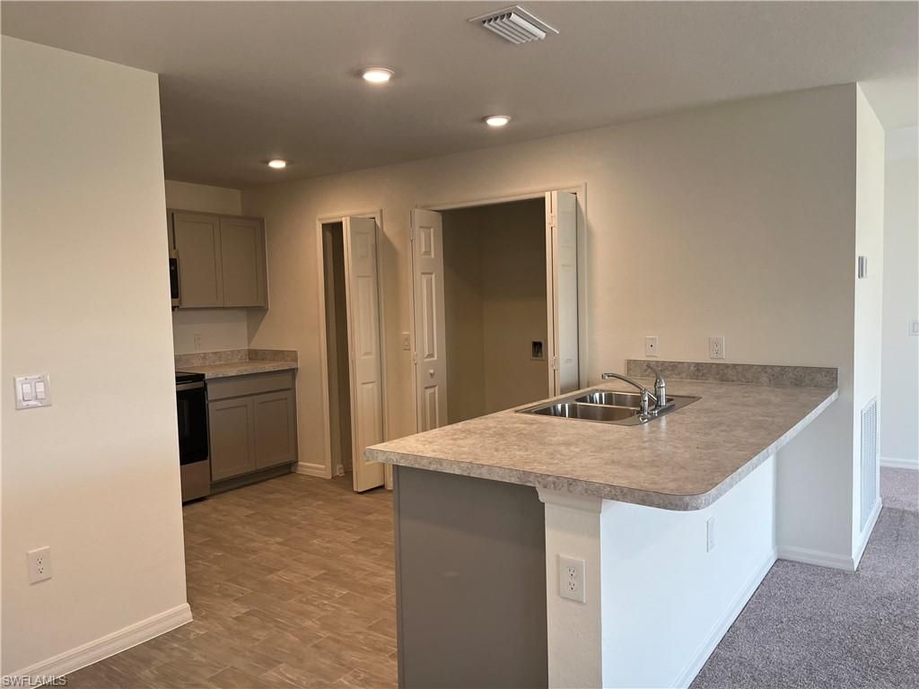3218 NE 14th PL, CAPE CORAL, FL 33909 — photo 3