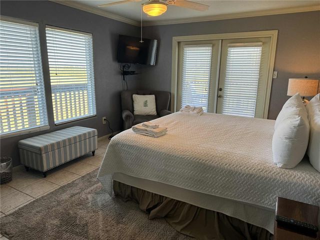 6877 State Highway 361 31, Port Aransas, TX 78373