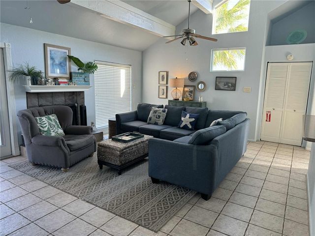 6877 State Highway 361 31, Port Aransas, TX 78373