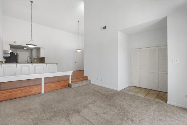 31 April Village, Montgomery, TX 77356