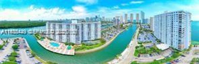 400 Kings Point Dr 320, Sunny Isles Beach, FL 33160
