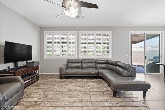 7955 Prairie River Street, Las Vegas, NV 89113
