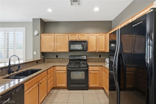 7955 Prairie River Street, Las Vegas, NV 89113