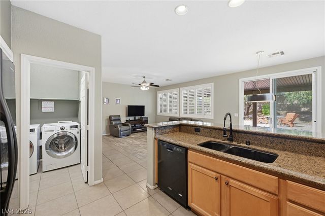 7955 Prairie River Street, Las Vegas, NV 89113