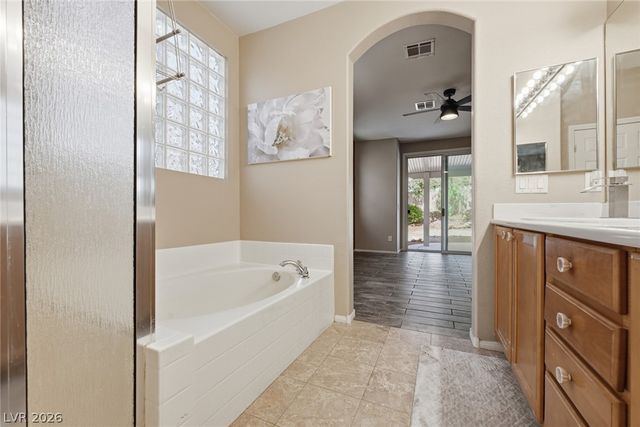 7955 Prairie River Street, Las Vegas, NV 89113