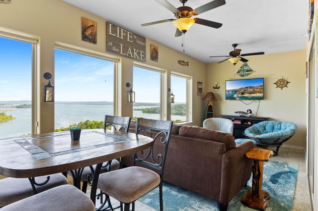 200 Majestic Drive Apt 415, Branson, MO 65616