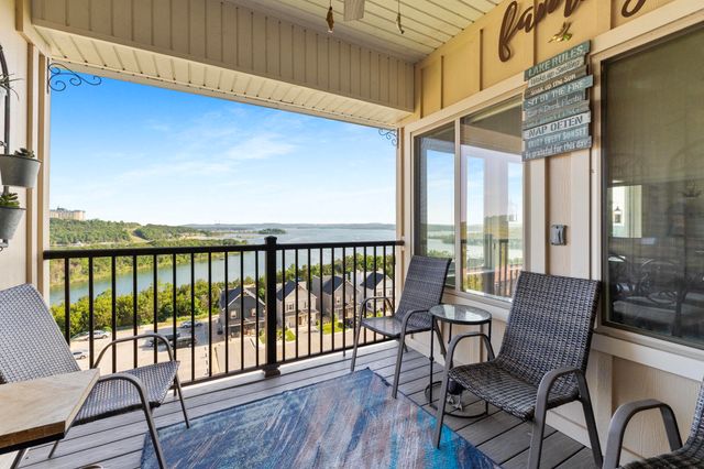 200 Majestic Drive Apt 415, Branson, MO 65616