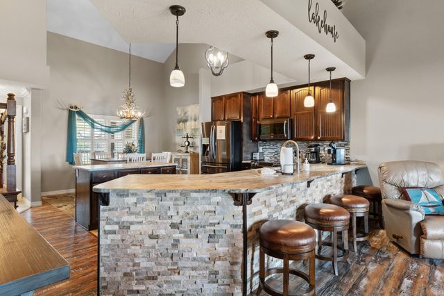200 Majestic Drive Apt 415, Branson, MO 65616