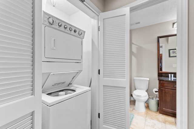 200 Majestic Drive Apt 415, Branson, MO 65616