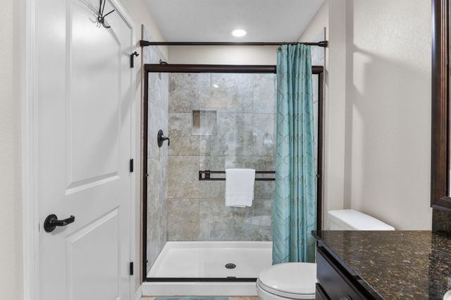 200 Majestic Drive Apt 415, Branson, MO 65616