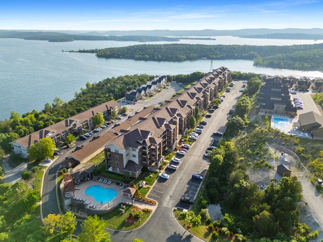 200 Majestic Drive Apt 415, Branson, MO 65616