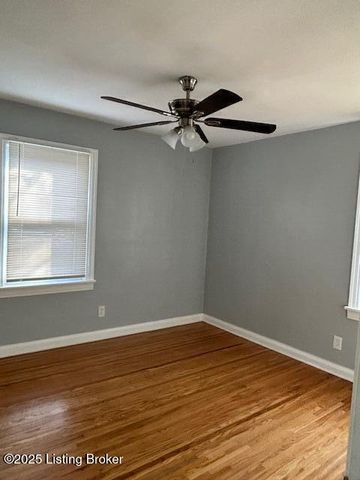 1594 Raydale Dr, Louisville, KY 40219