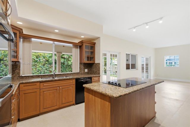 8320 NW 167th Terrace 0, Miami Lakes, FL 33016
