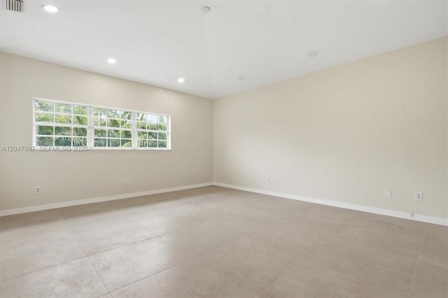 8320 NW 167th Terrace 0, Miami Lakes, FL 33016