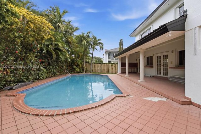 8320 NW 167th Terrace 0, Miami Lakes, FL 33016