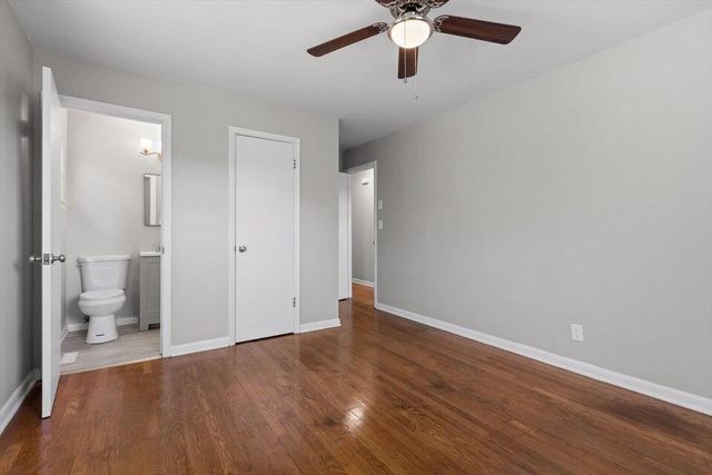 2320 Northbrier Lane, Chattanooga, TN 37406