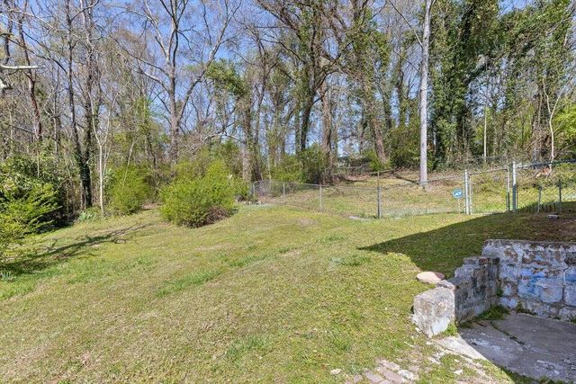 2320 Northbrier Lane, Chattanooga, TN 37406