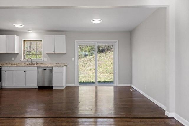 2320 Northbrier Lane, Chattanooga, TN 37406