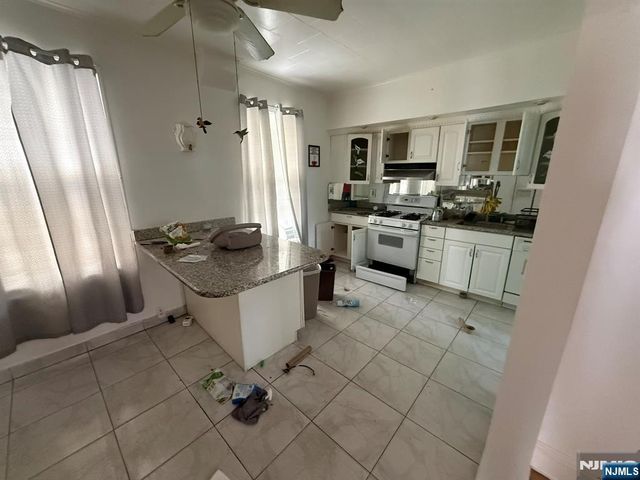 39 Grand Street, Garfield, NJ 07026