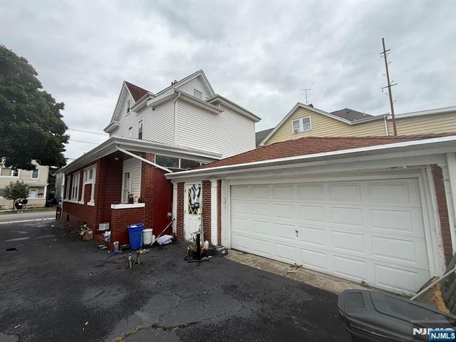 39 Grand Street, Garfield, NJ 07026