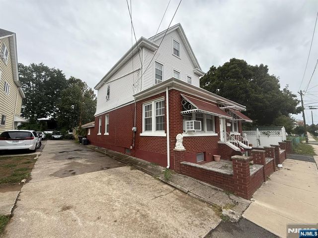 39 Grand Street, Garfield, NJ 07026