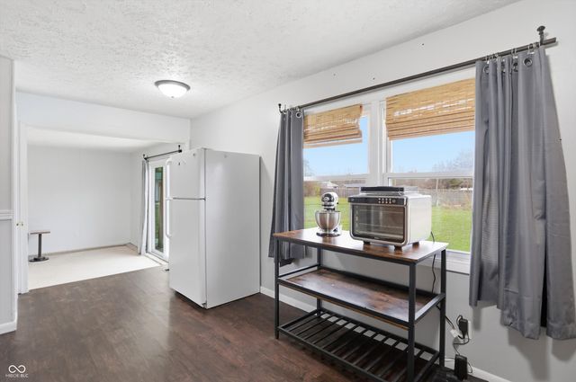 2492 S 125 E, Shelbyville, IN 46176