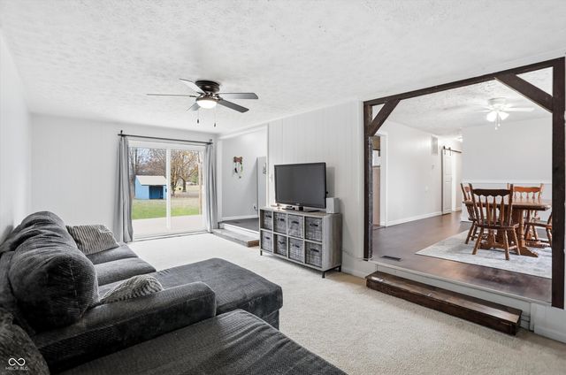 2492 S 125 E, Shelbyville, IN 46176