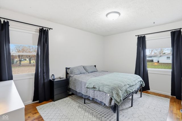 2492 S 125 E, Shelbyville, IN 46176