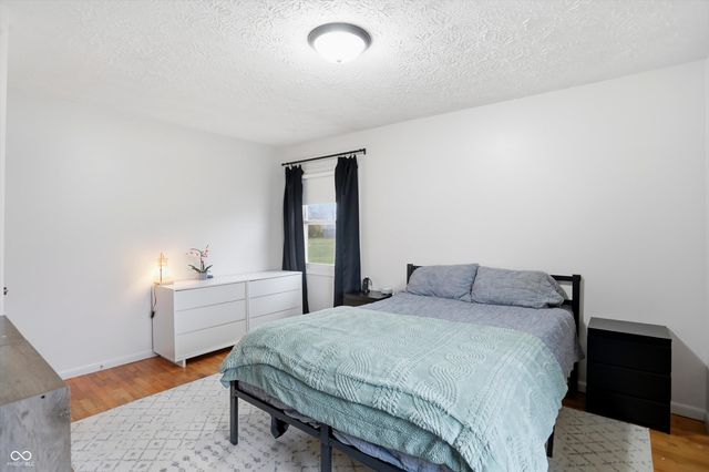 2492 S 125 E, Shelbyville, IN 46176