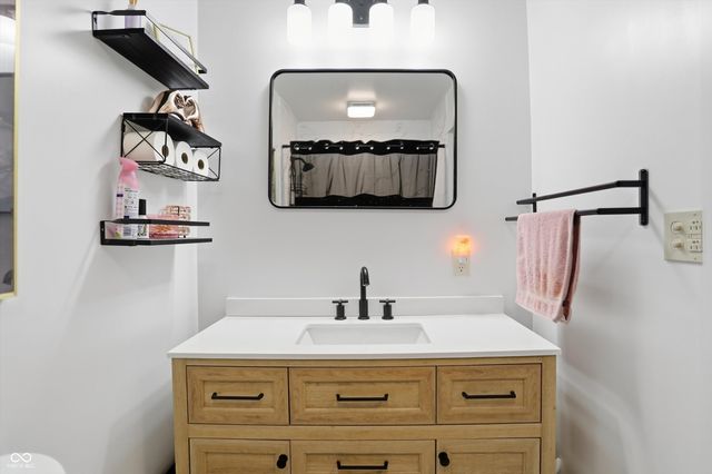 2492 S 125 E, Shelbyville, IN 46176