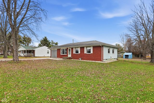 2492 S 125 E, Shelbyville, IN 46176