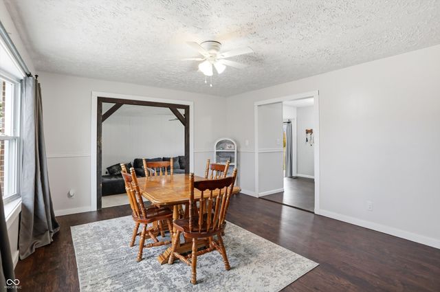 2492 S 125 E, Shelbyville, IN 46176