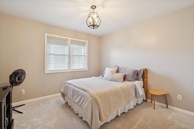 6974 Surrey Lane, Jackson, MI 49201