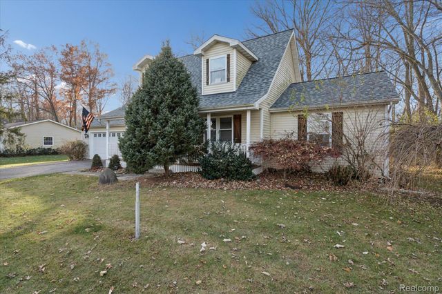 6974 Surrey Lane, Jackson, MI 49201