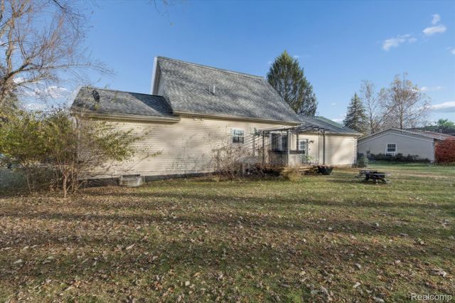 6974 Surrey Lane, Jackson, MI 49201